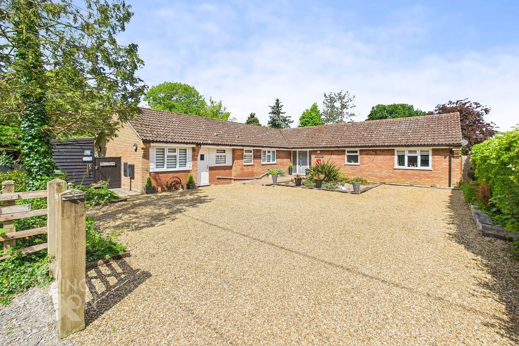 Property photo 1 of 37