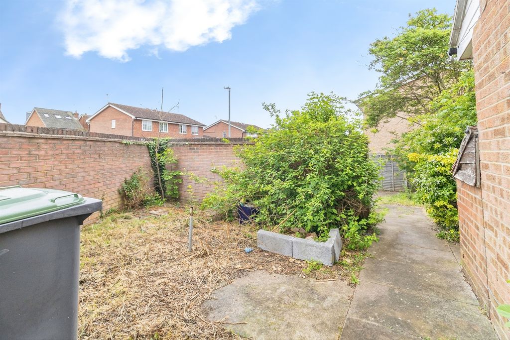 Property photo 3 of 15