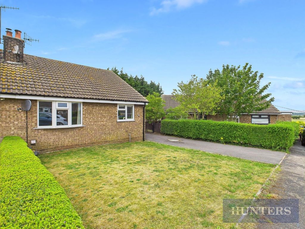 Property photo 1 of 14 Cam05316G0-Pr0152-Still015.Jpg