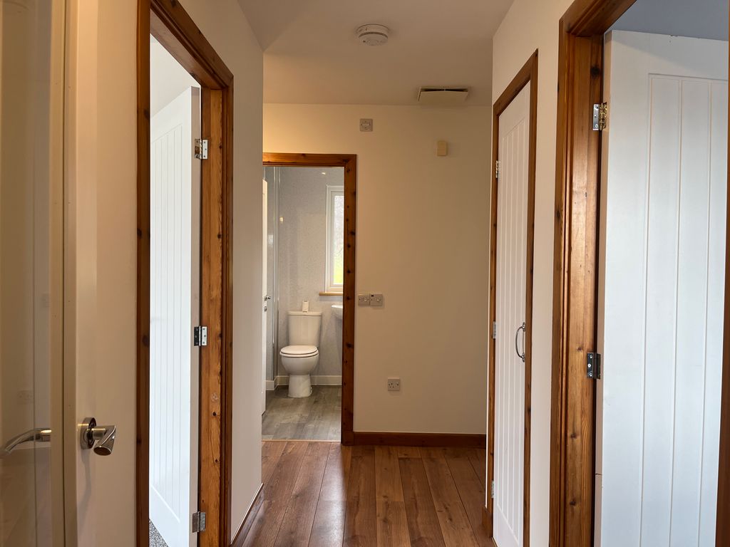 Property photo 2 of 11 Photo #2