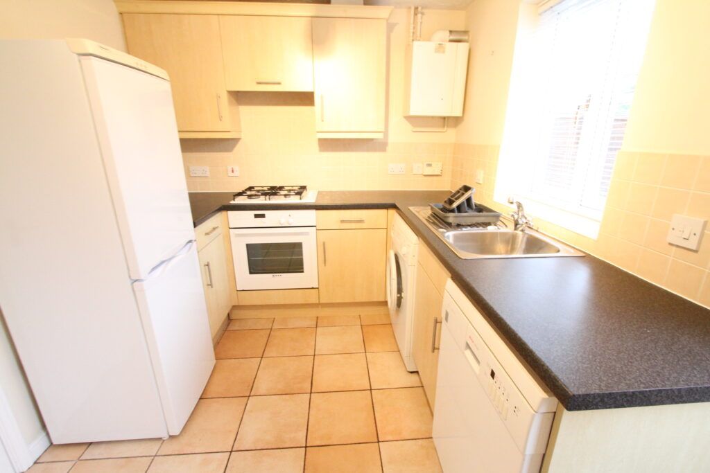 Property photo 2 of 8