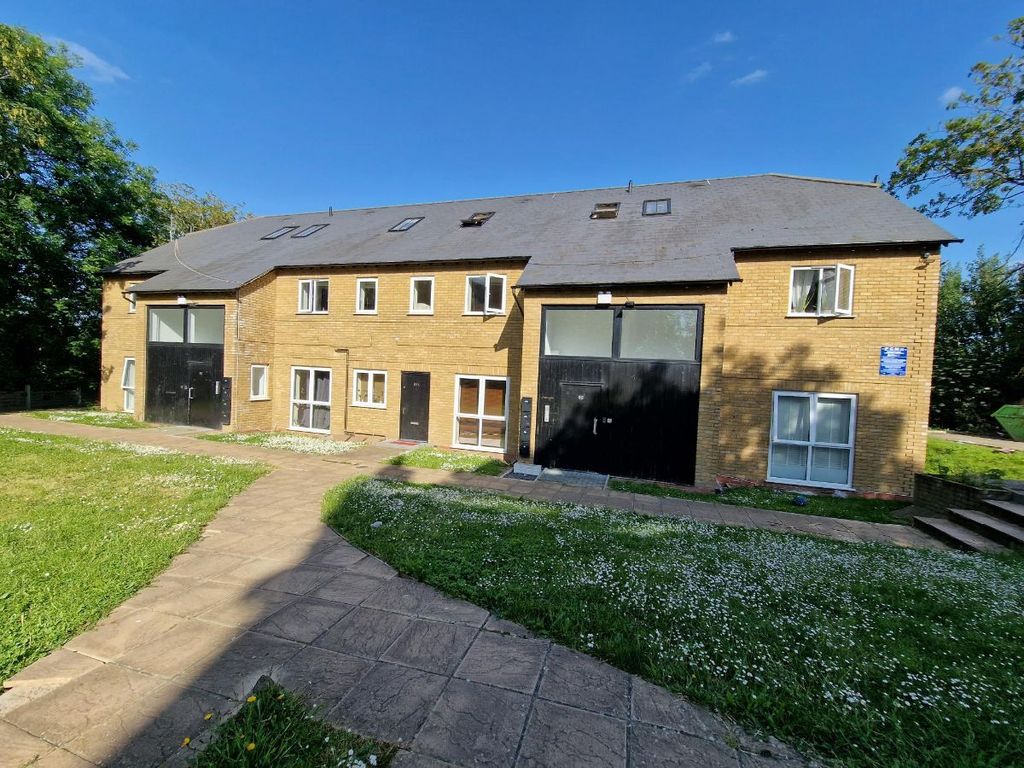 Property photo 1 of 1 2 Bedroom Flat For Rent