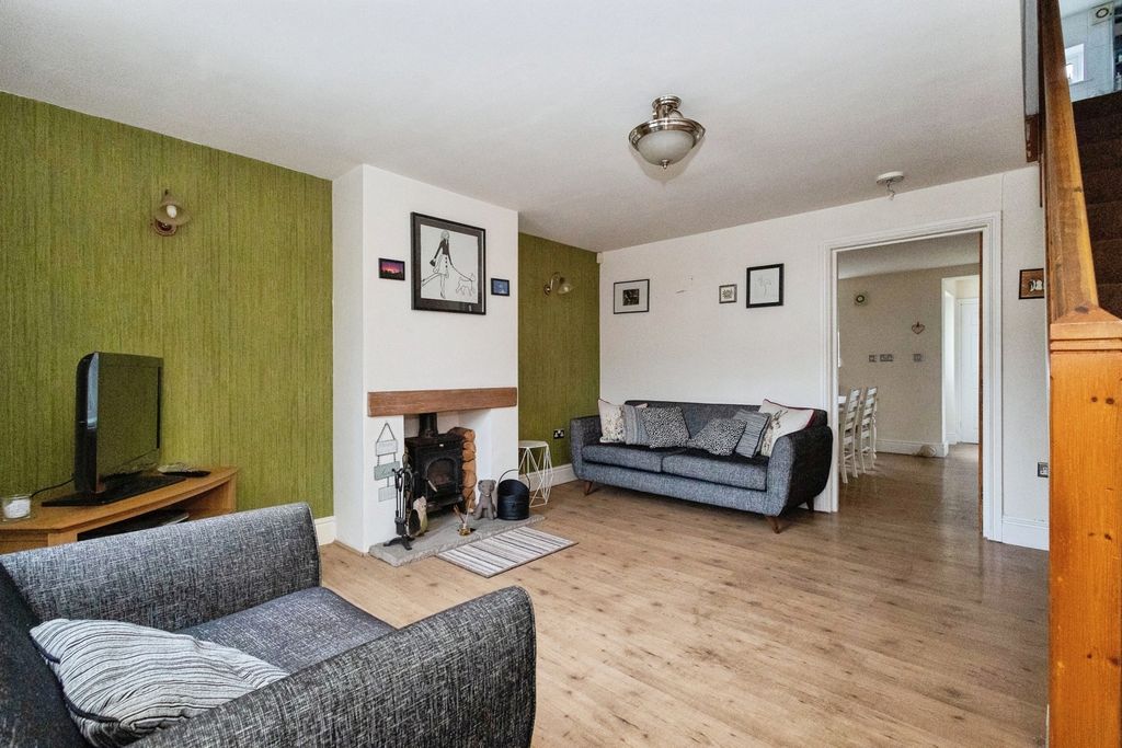 Property photo 2 of 17 Pbox-Img.Jpg