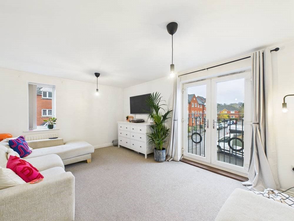 Property photo 2 of 13 Picture No. 01