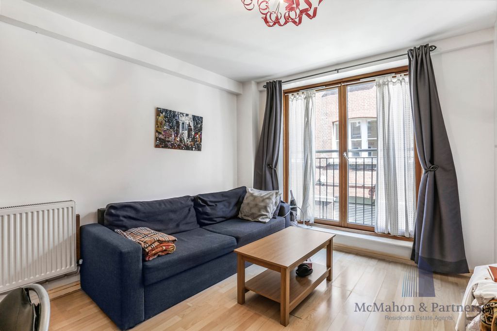 Property photo 3 of 12