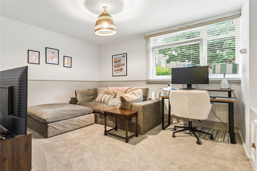 Property photo 1 of 11 Picture No. 02