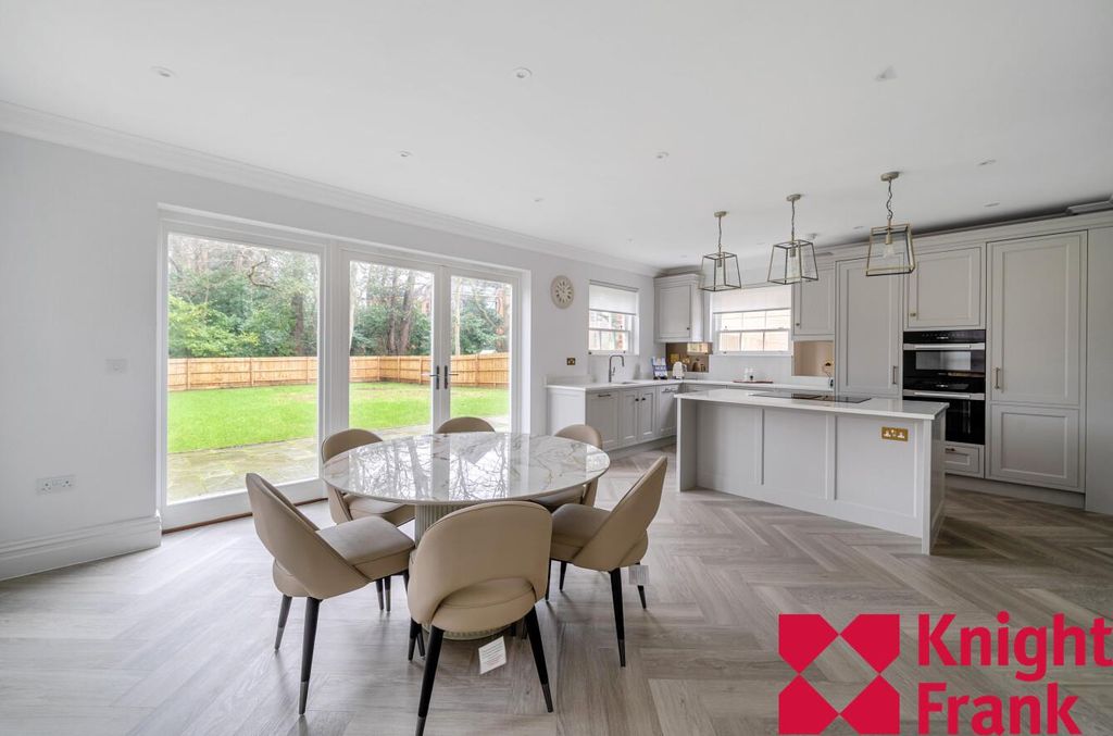 Property photo 3 of 9 Image