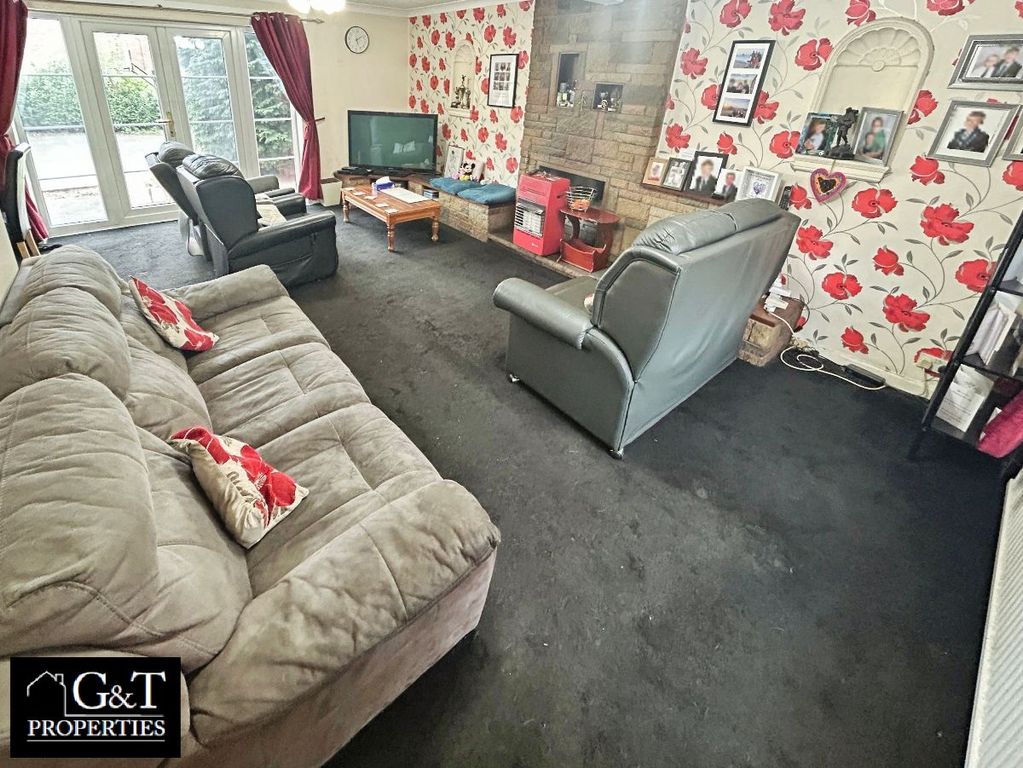 Property photo 2 of 26