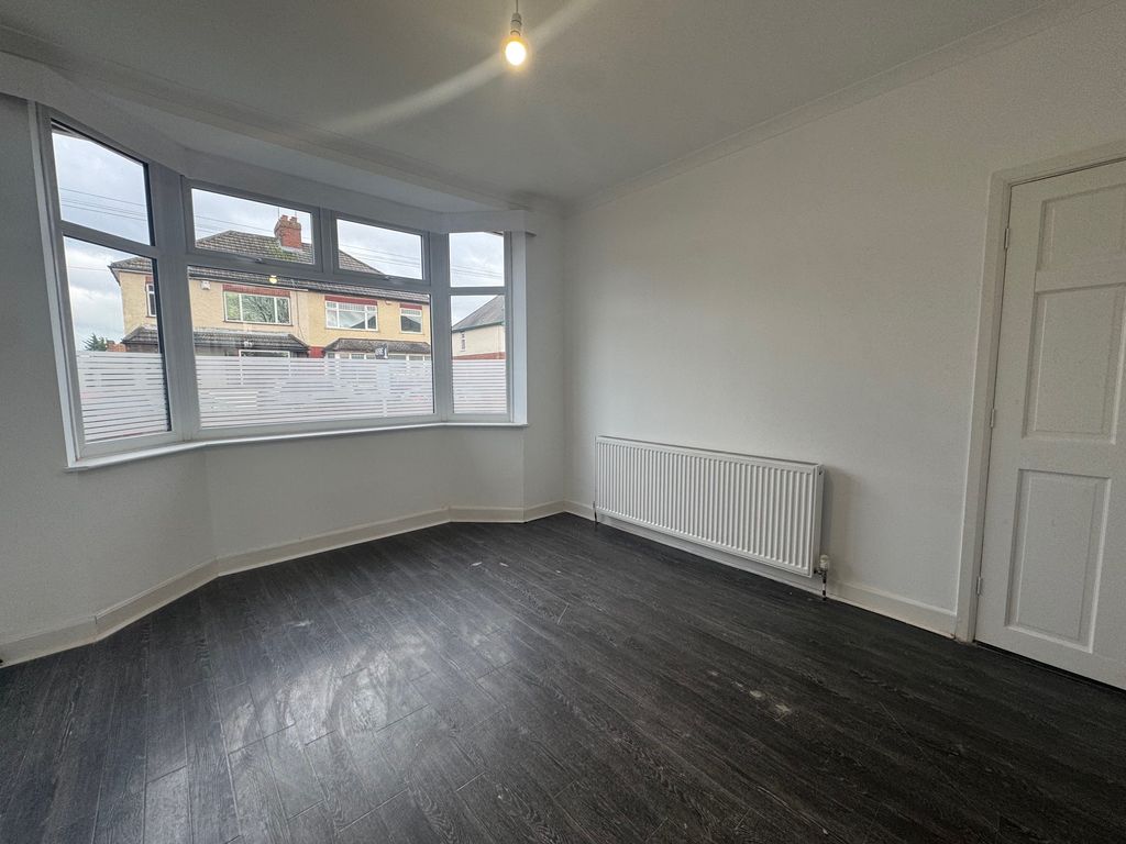 Property photo 2 of 13 Image