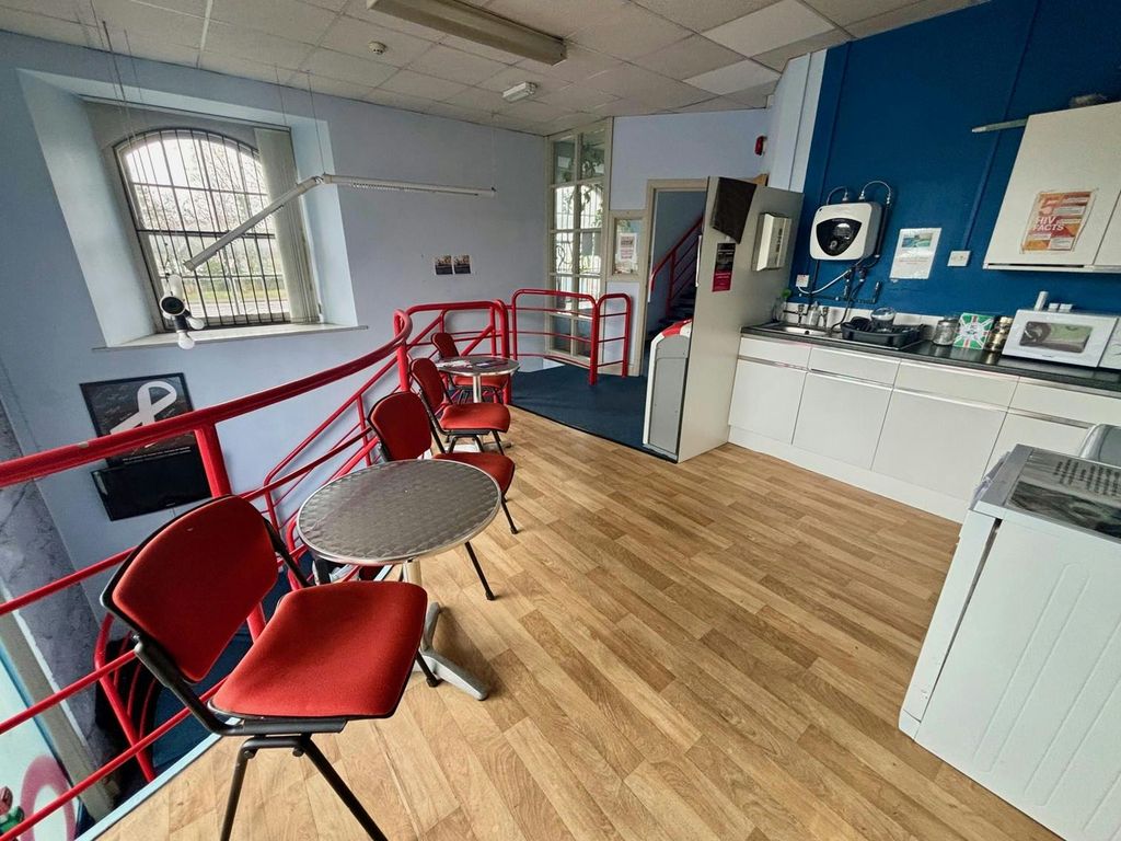 Property photo 2 of 15 Engine House Aberdare 12.Jpg