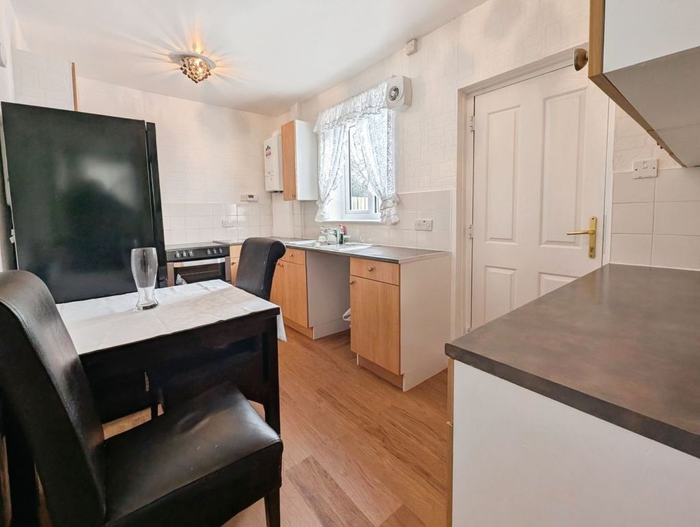 Property photo 3 of 13 Photo 10