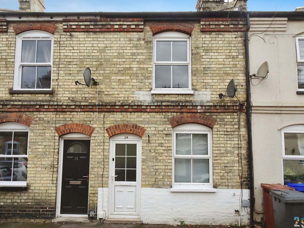 Property photo 1 of 7 Front