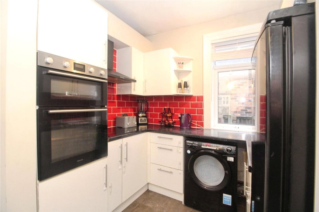 Property photo 2 of 9 Kitchen/Diner