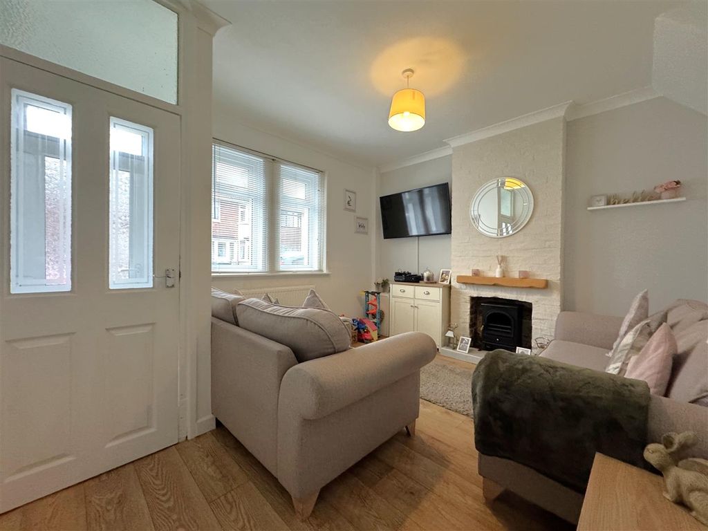 Property photo 3 of 14 3.Jpeg