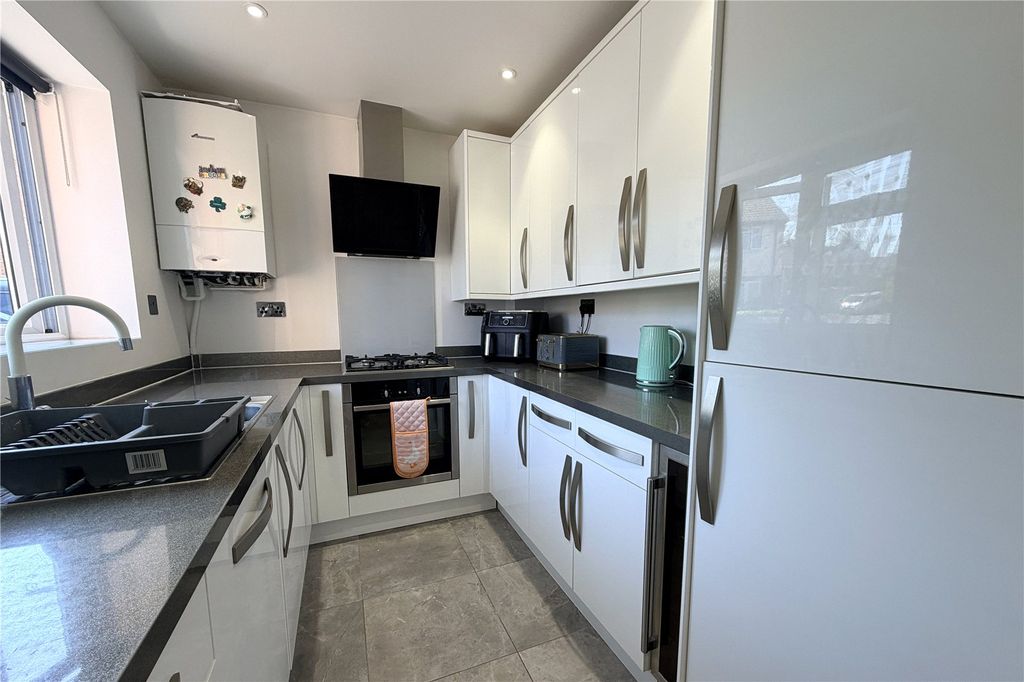 Property photo 2 of 14 Picture No. 03