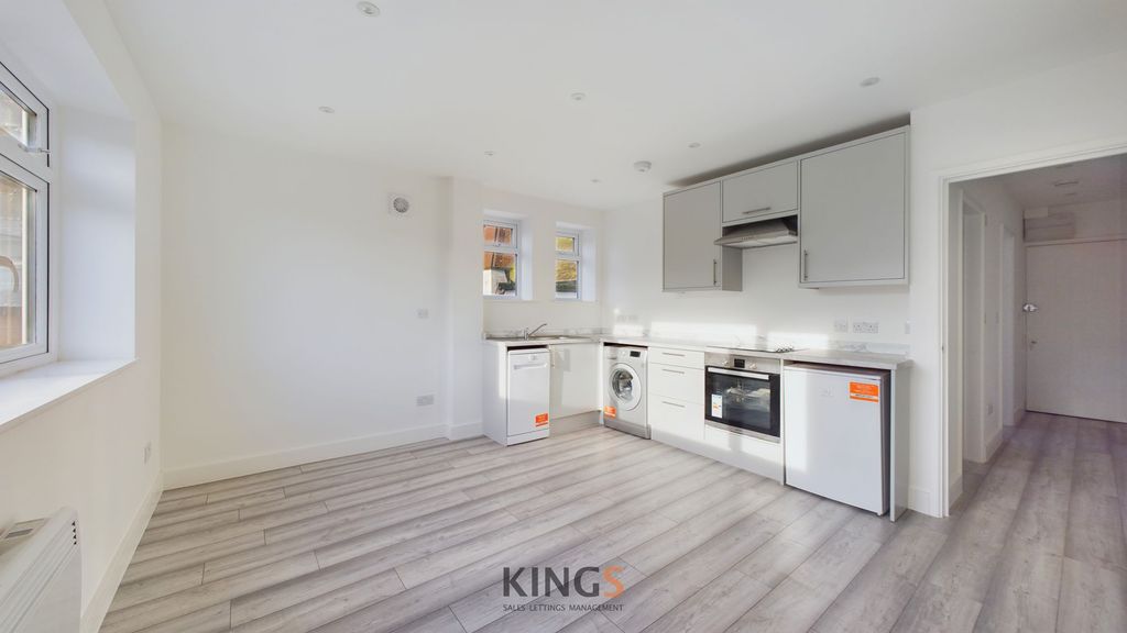 Property photo 2 of 8 Kitchen/Living Room