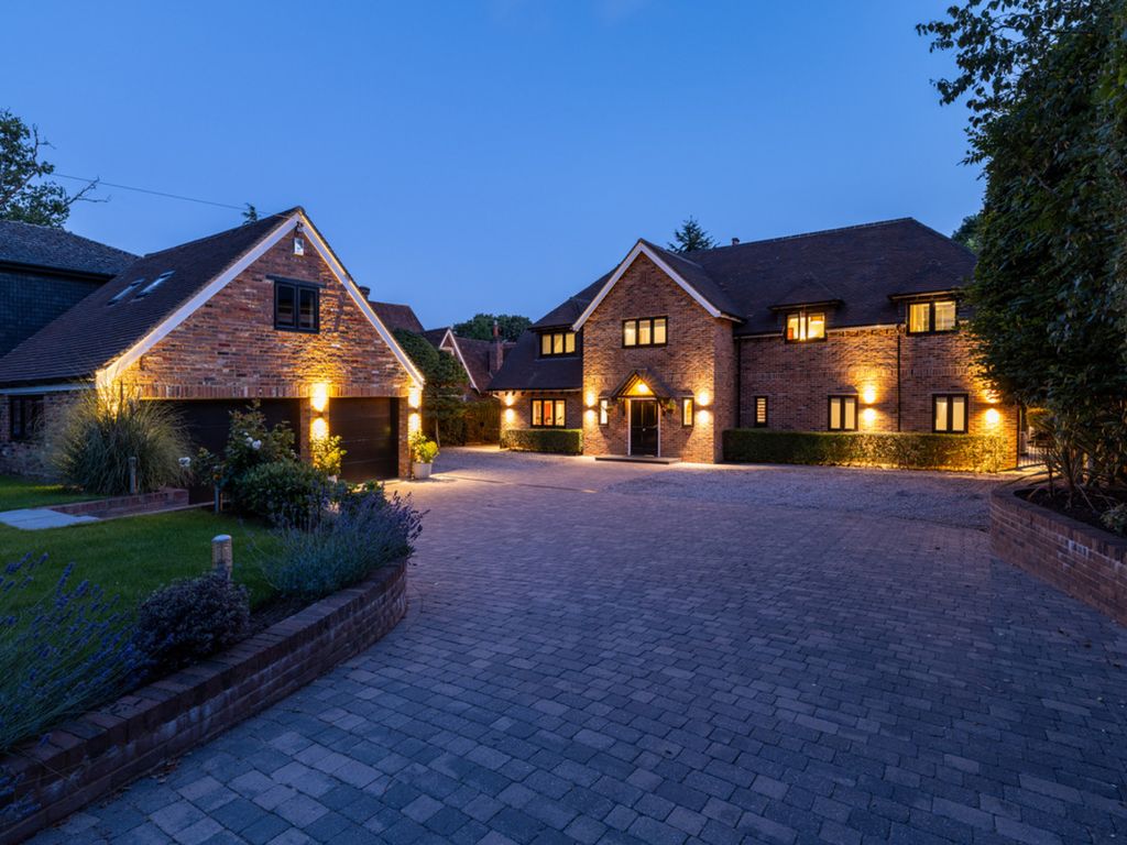 Property photo 1 of 46