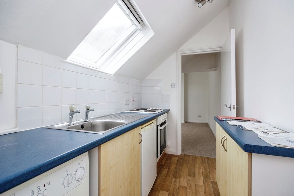 Property photo 2 of 18 Photography