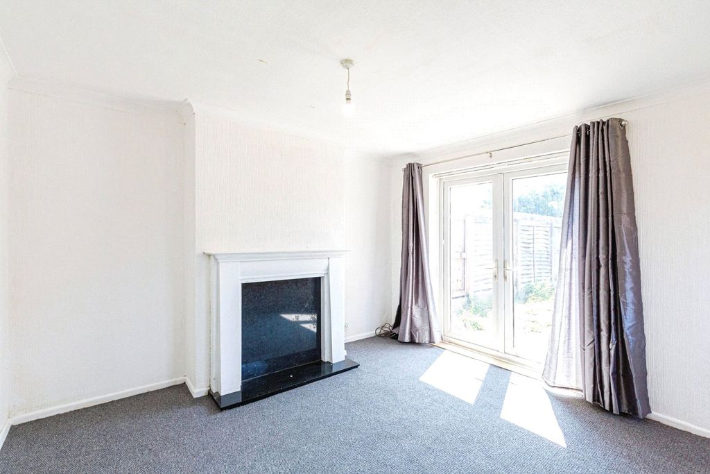 Property photo 3 of 18 Photo