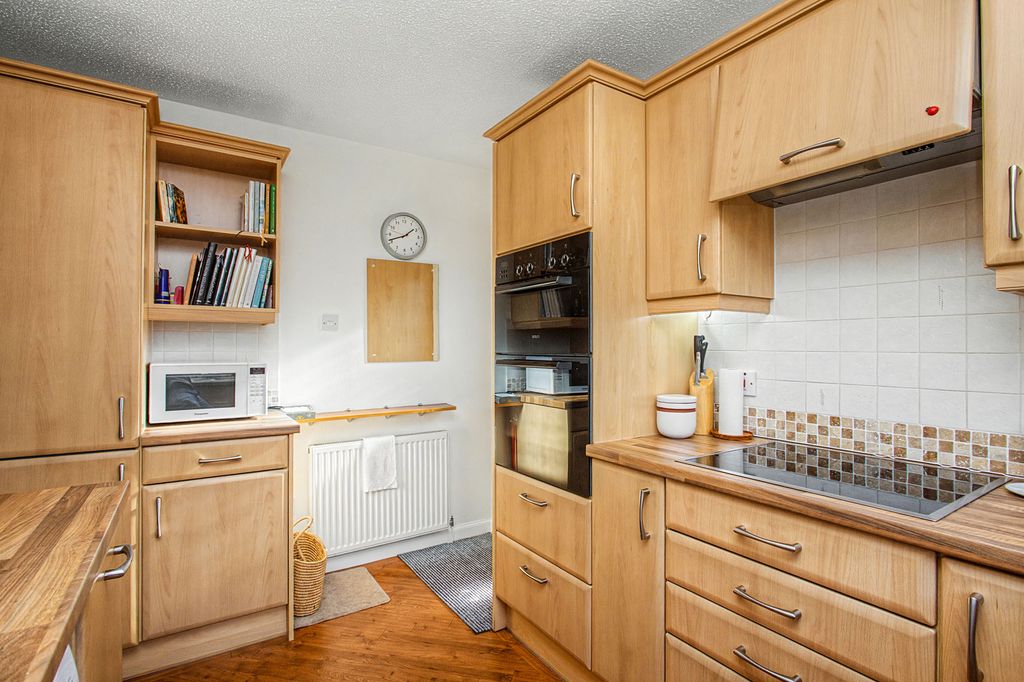 Additional image 5 of 2 bed detached bungalow for sale14 Loaning Crescent, Peebles EH45