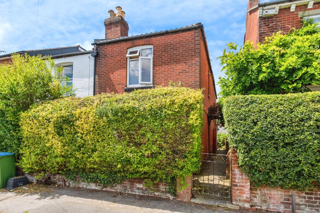 Property photo 1 of 20
