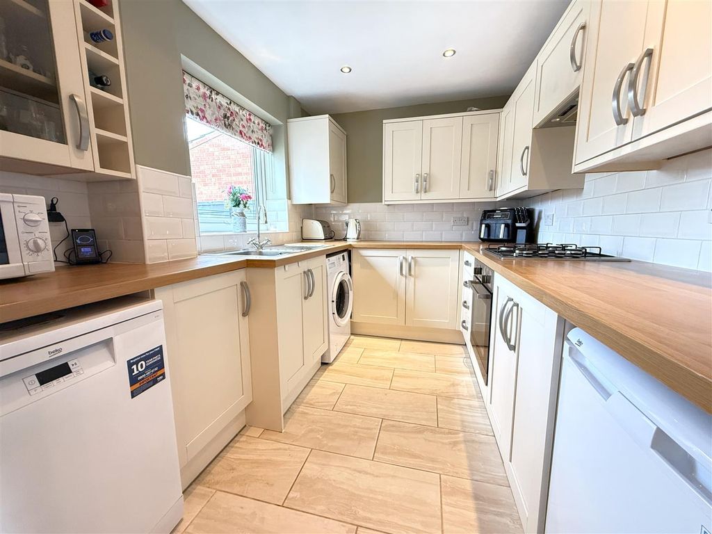 Property photo 3 of 14 Img_8689.Jpg