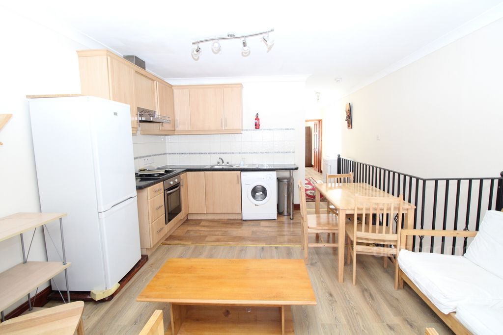 Property photo 2 of 6 Photo 2