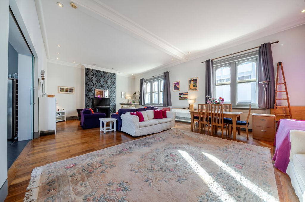 Additional image 4 of 2 bed flat for salePrinces Street, Brighton, East Sussex BN2