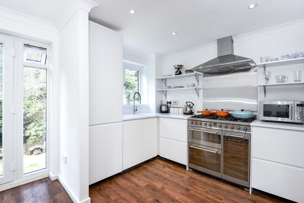 Property photo 1 of 10 207726 (7)