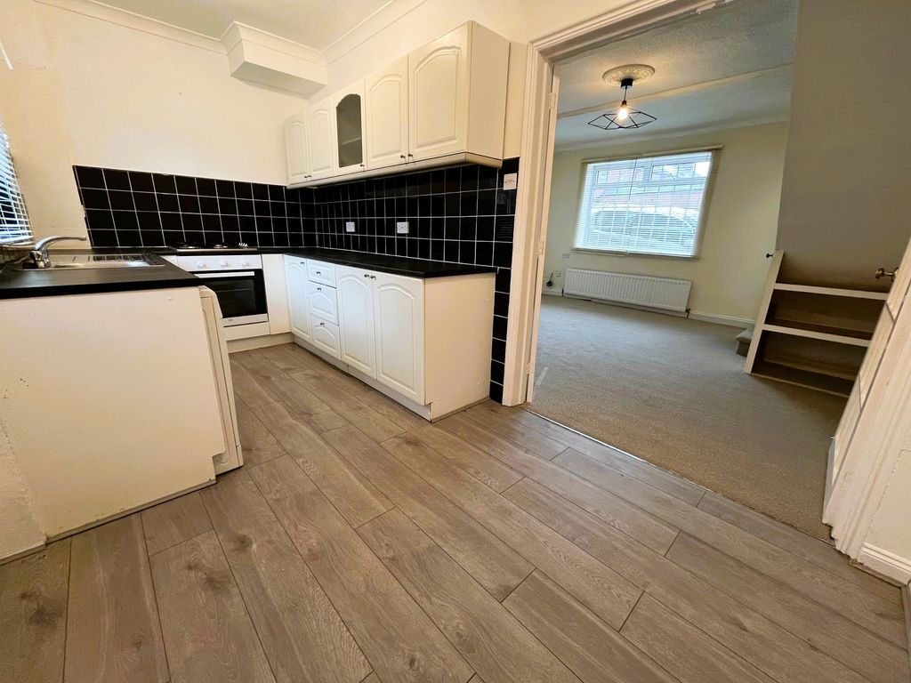 Property photo 3 of 13 Photograph 3