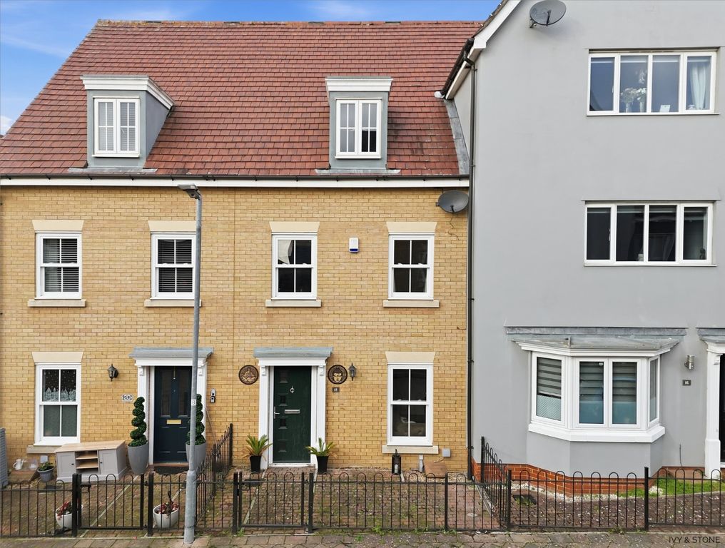 Property photo 3 of 23 4694742