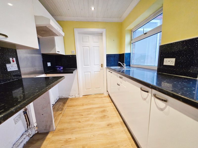 Property photo 2 of 10 Photo 5