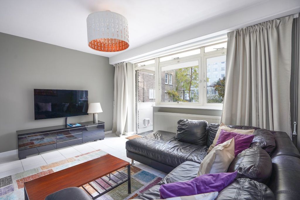 Property photo 3 of 18