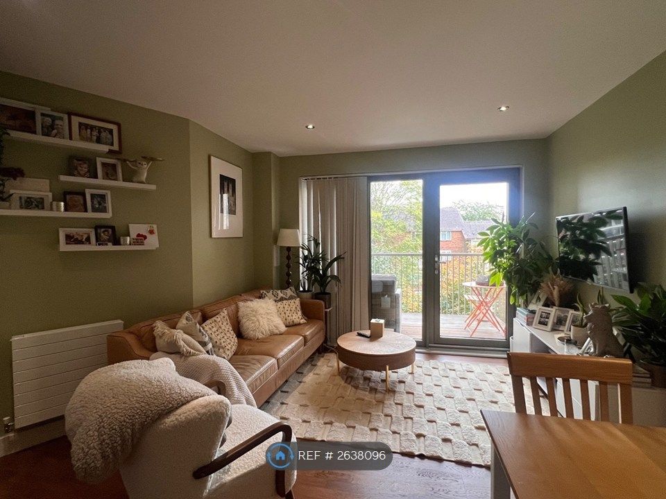 Property photo 3 of 12