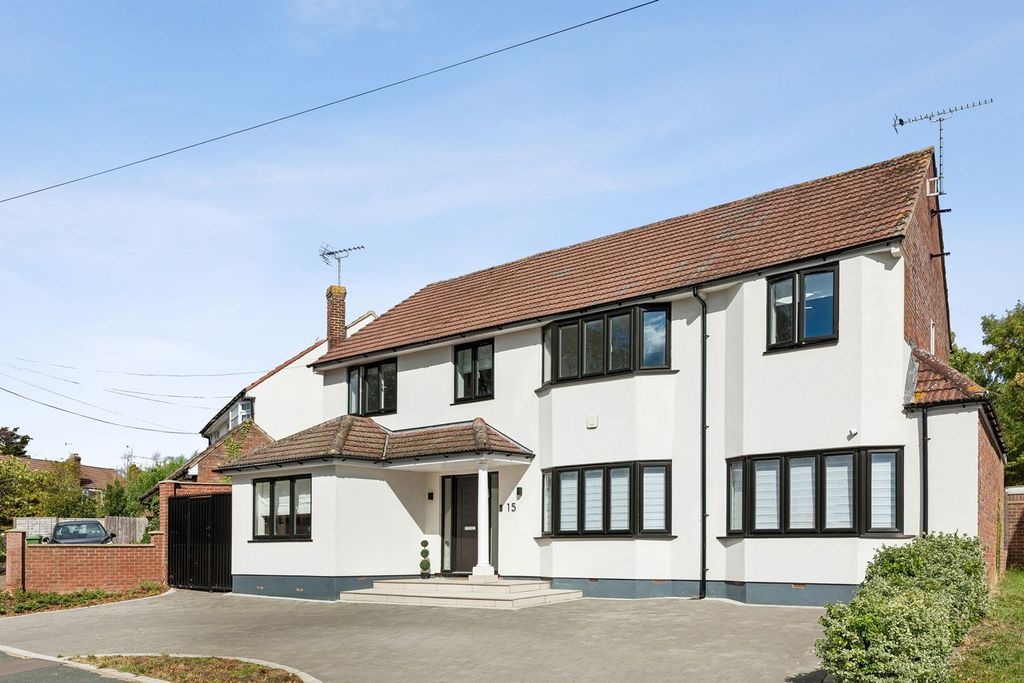 Property photo 1 of 17