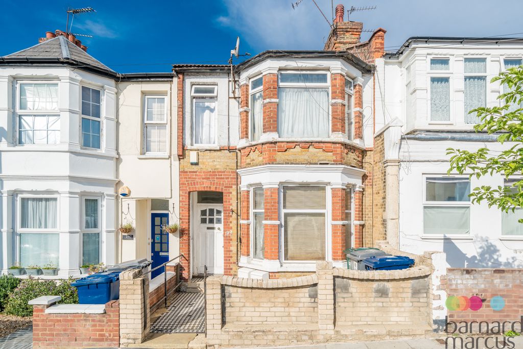 Property photo 1 of 13