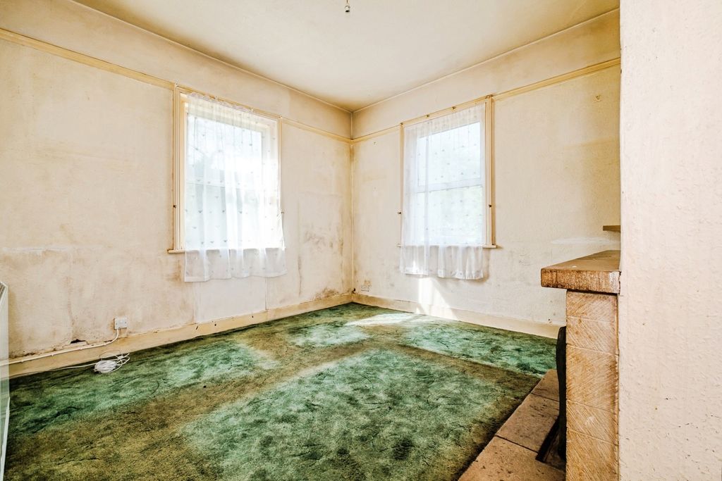 Property photo 2 of 18 Pbox-Img.Jpg