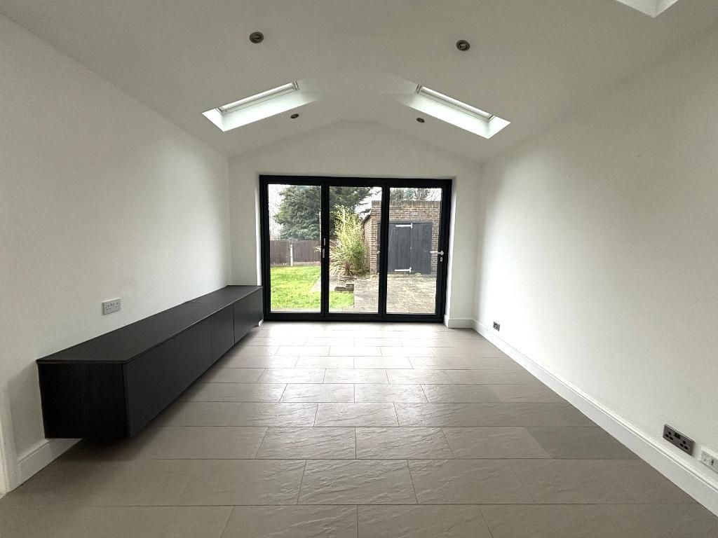 Property photo 3 of 23 Photo 3