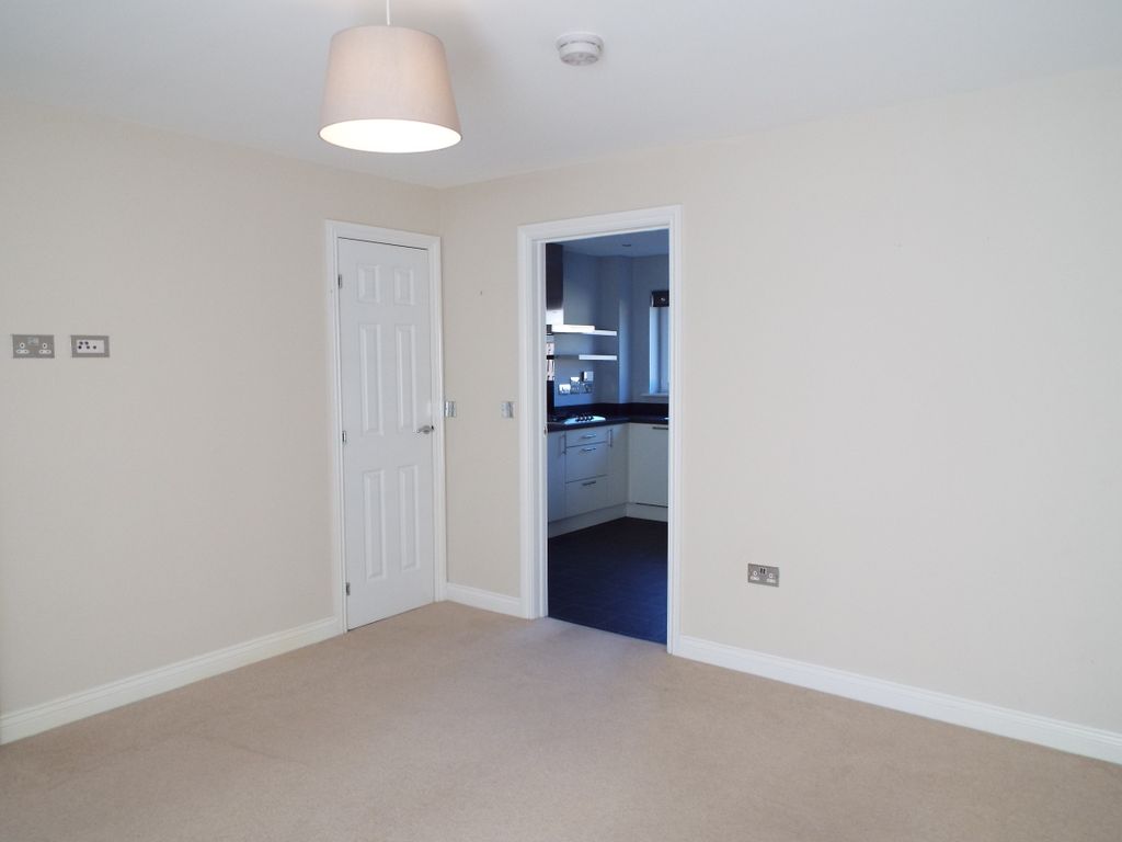 Property photo 3 of 21