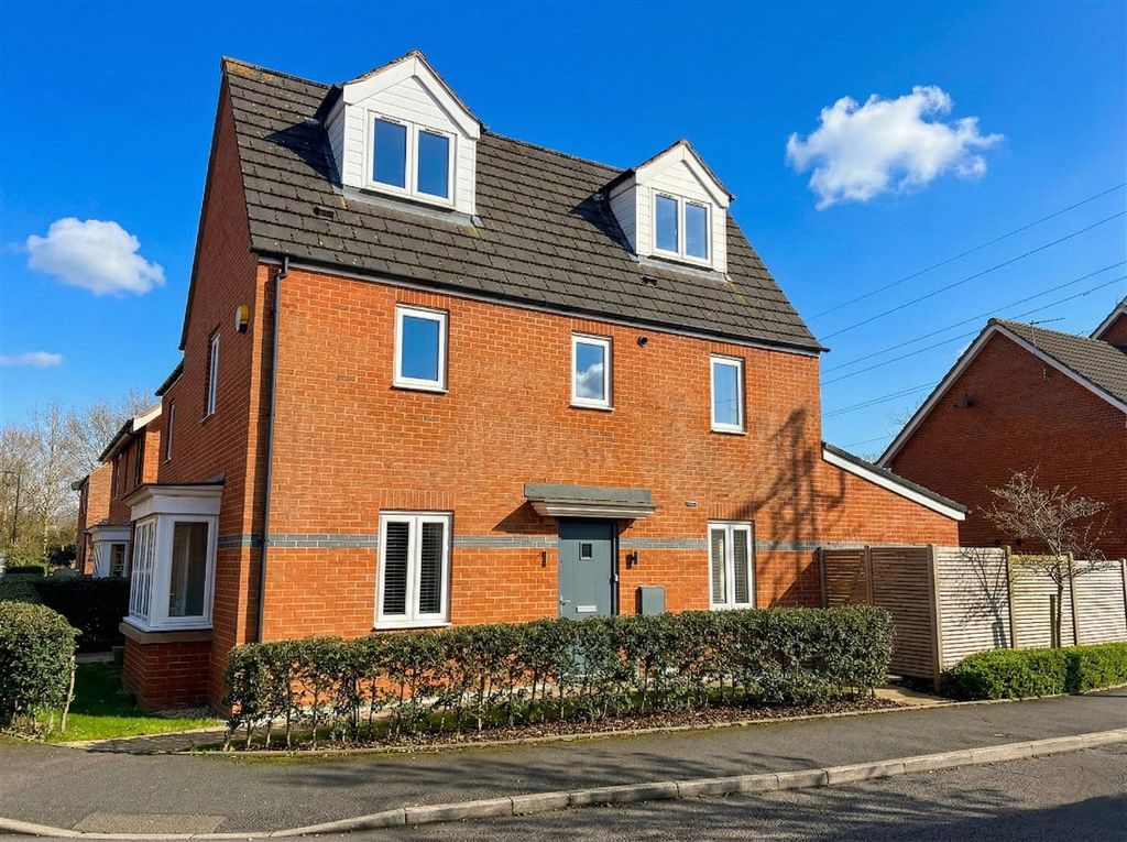 Property photo 1 of 34 Main