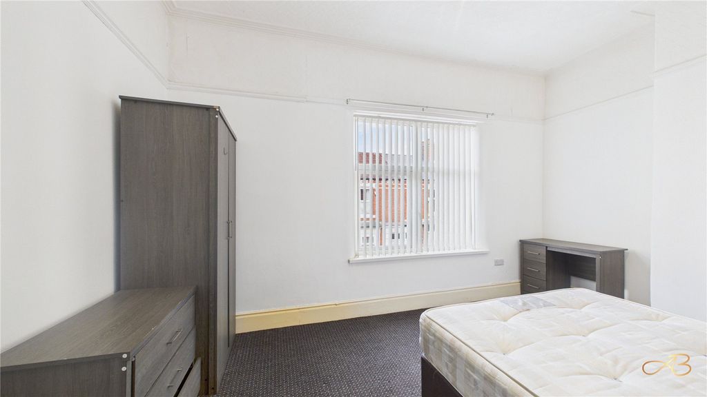 Property photo 3 of 7 Picture No. 11