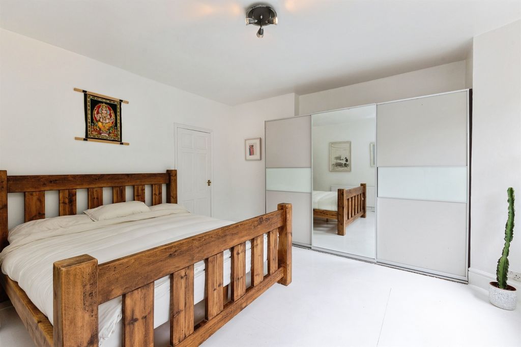 Additional image 14 of 3 bed flat for salePembroke Road, Clifton, Bristol BS8