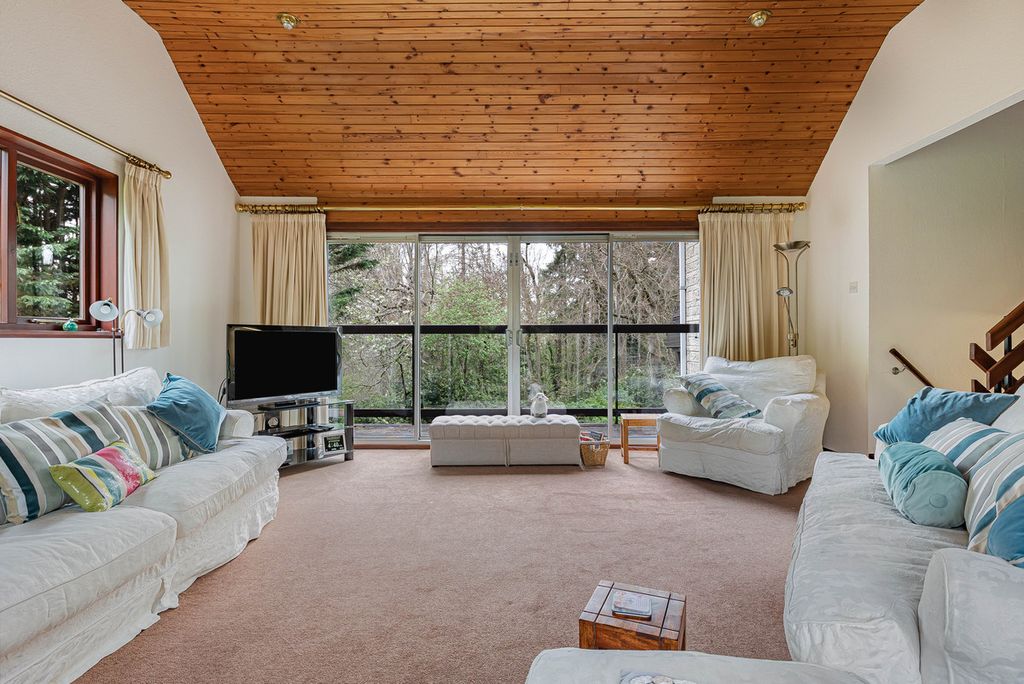 Additional image 9 of 4 bed detached house for saleCumnor Hill, Oxford OX2