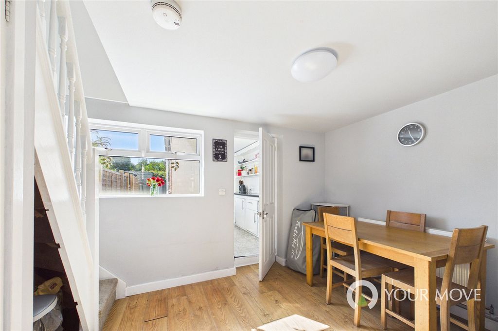 Property photo 3 of 17 Picture No. 04
