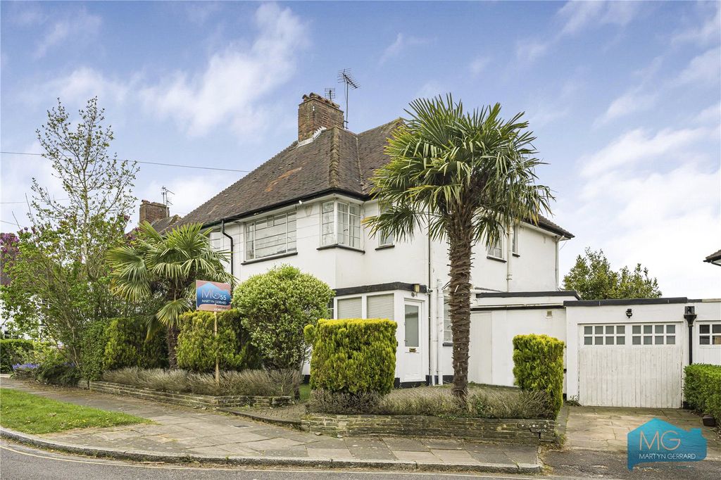 Property photo 2 of 29 Picture No. 03