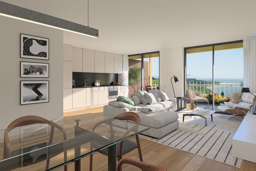 Property photo 1 of 41 Luxury 3-Bedroom Apartment Near Douro River