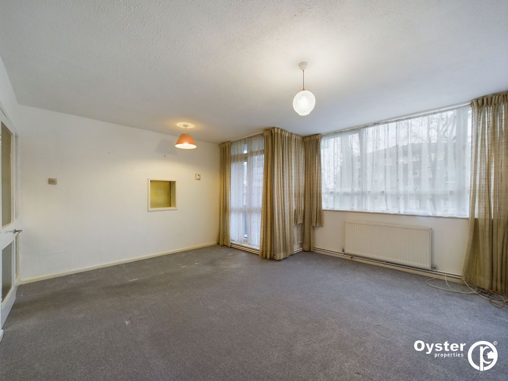 Property photo 2 of 17 Reception