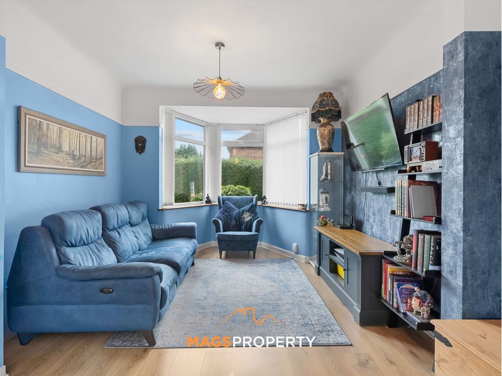 Property photo 2 of 31