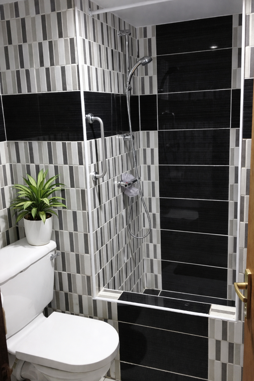 Property photo 3 of 3