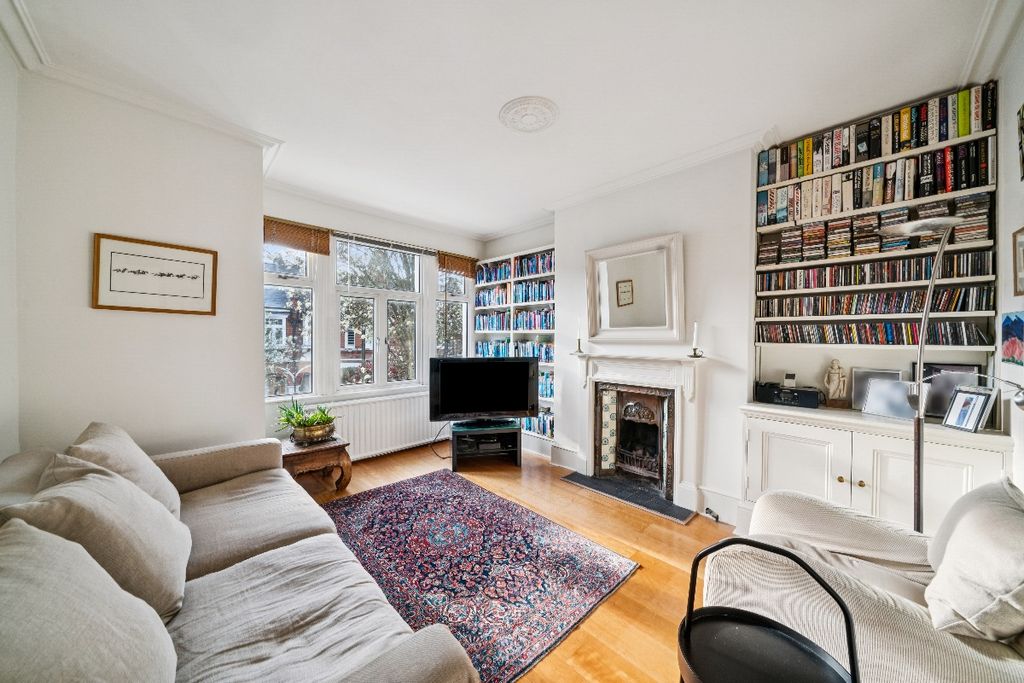 Property photo 2 of 16